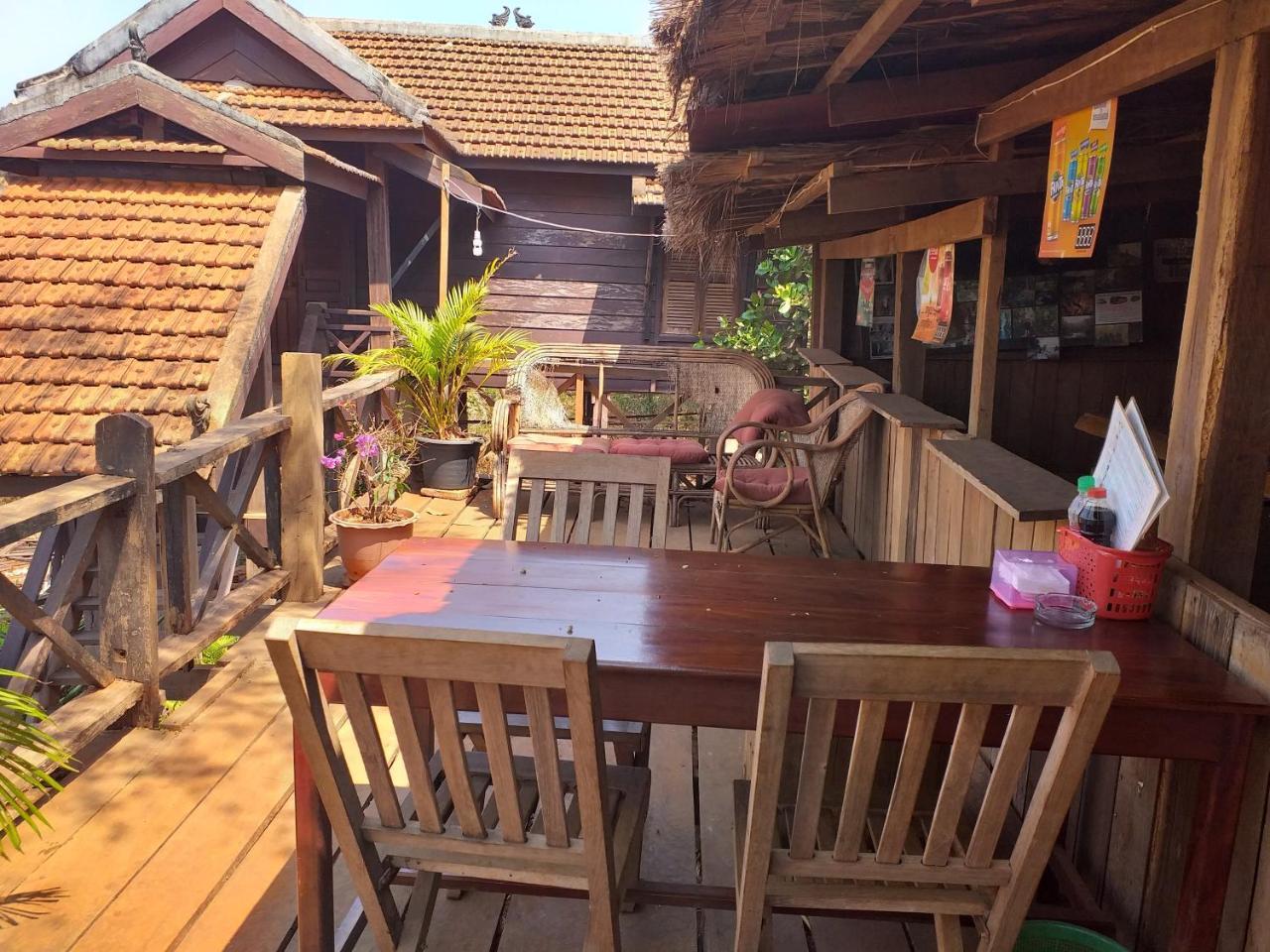 Nature House Eco-Lodge& Trekking Banlung Exterior photo