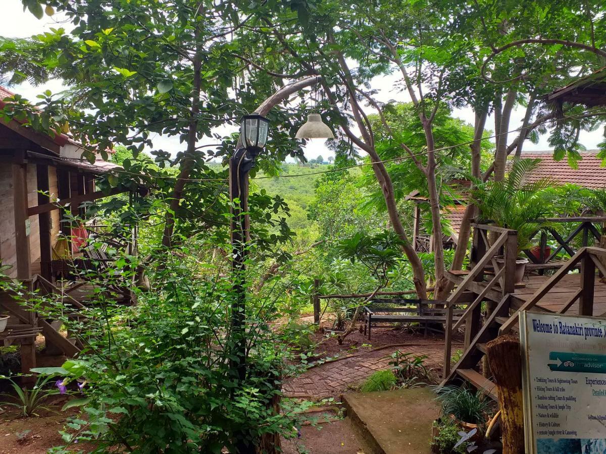Nature House Eco-Lodge& Trekking Banlung Exterior photo