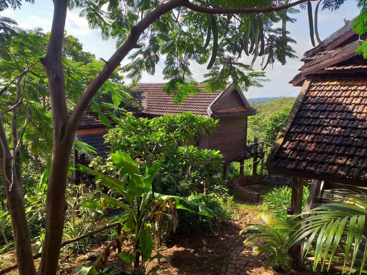 Nature House Eco-Lodge& Trekking Banlung Exterior photo